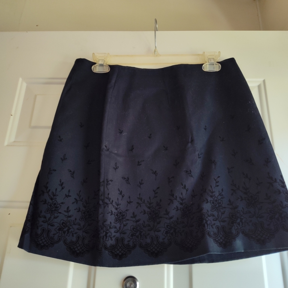 Juniors Express Navy Blue Embroidered Skirt Size 11/12
